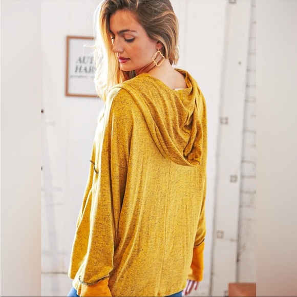 Butterscotch cashmere feel soft hacci thumb hole hoodie - Picture 2 of 7